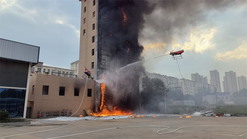 高層及超高層建筑外墻火、露臺(tái)火撲救